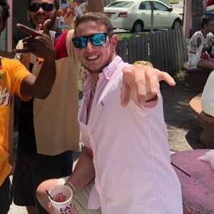 Meet your Posher, Brandon